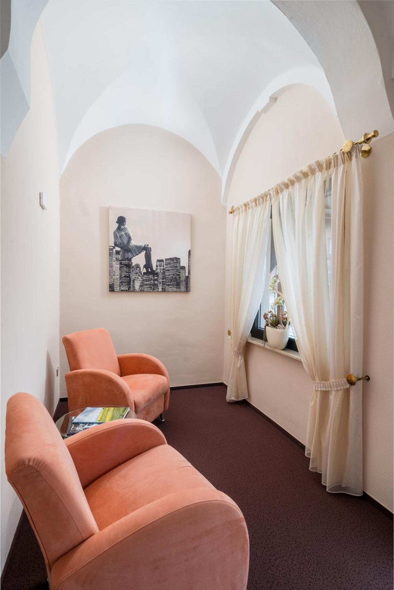Hotel Straubs Schoene Aussicht كلينغنبرغ آم ماين المظهر الخارجي الصورة
